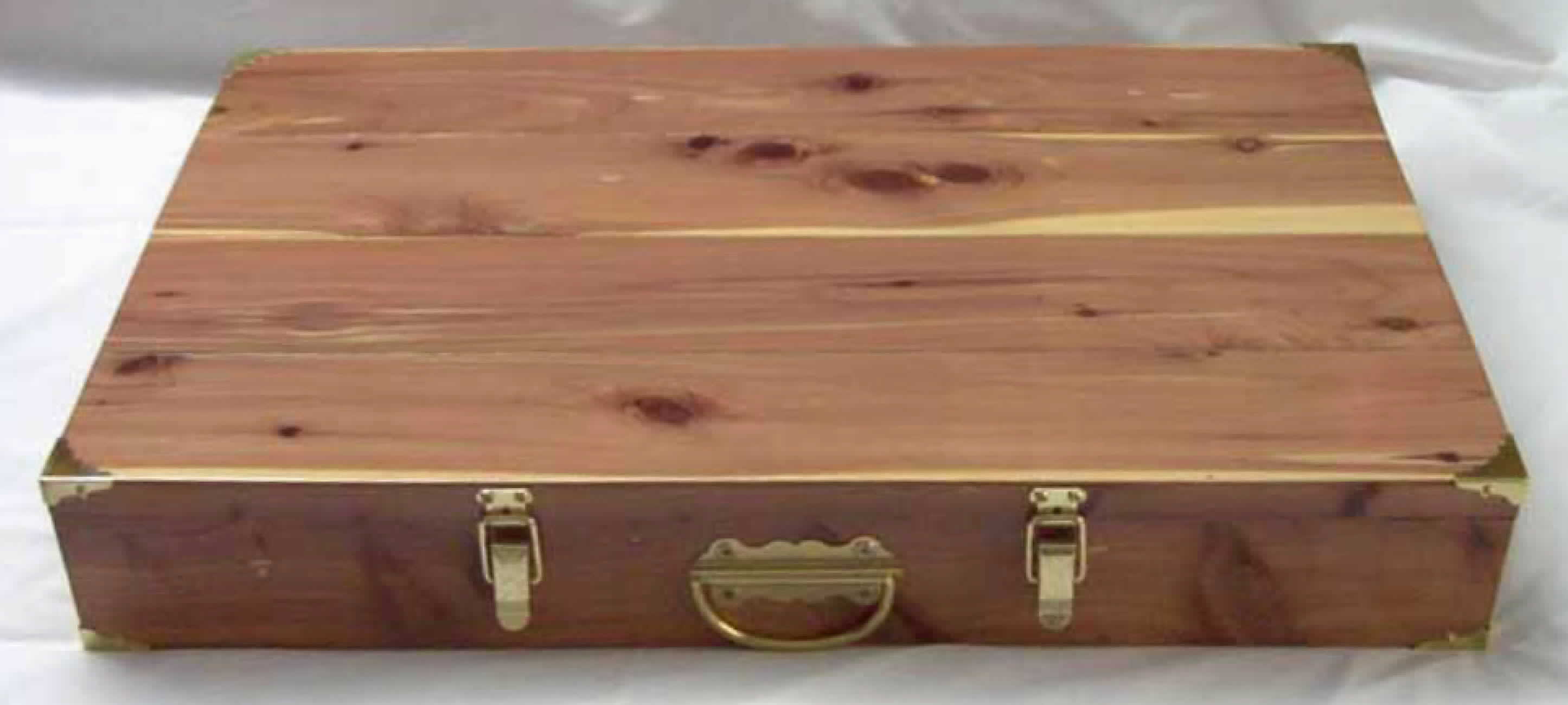 Wide Cedar Box - Click Image to Close